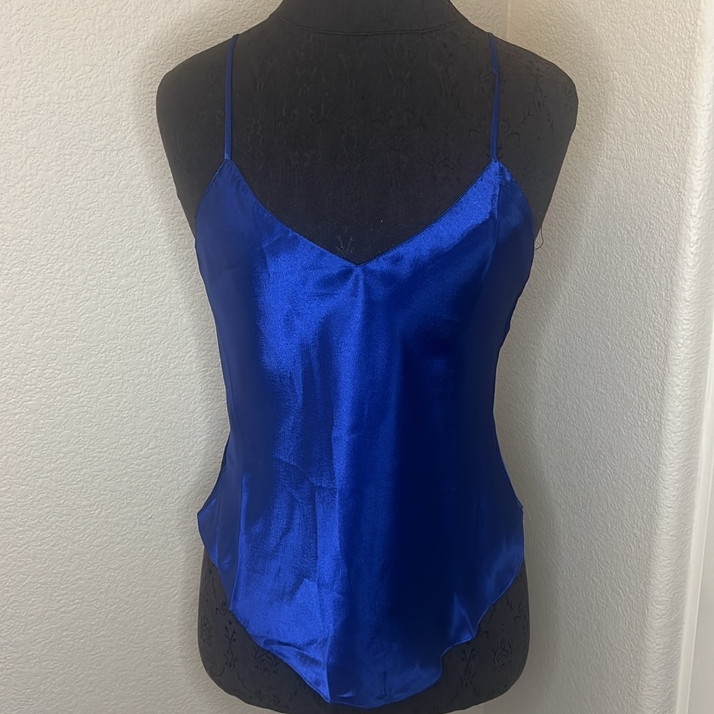 Claire’s Rose Vintage Satin Like Spaghetti Strap Slip Tank Size Medium Sapphire